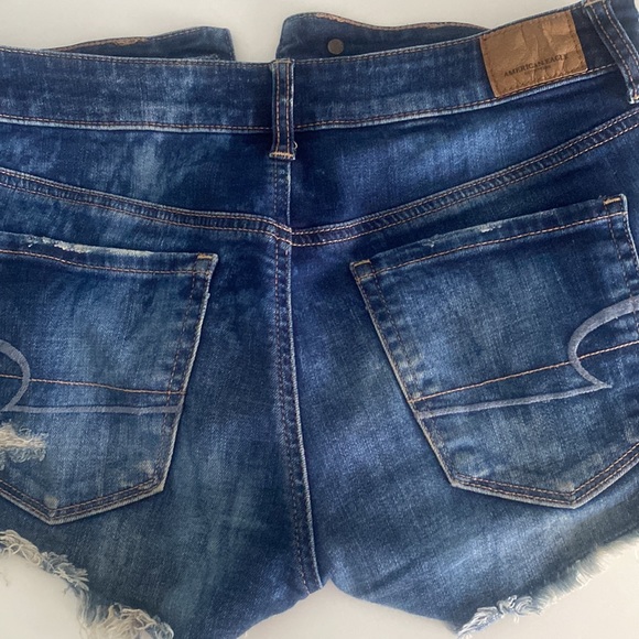 American Eagle Shorts - Picture 3 of 3